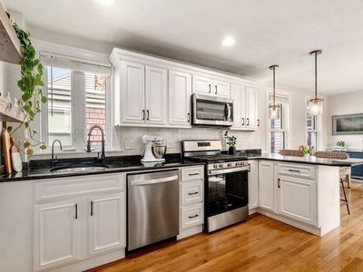 86 Bunker Hill St #3, Charlestown, MA, 02129