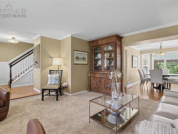 3rd image of 8480 Avens Cir