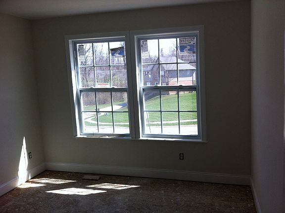4th image of 1456 Woodside Dr