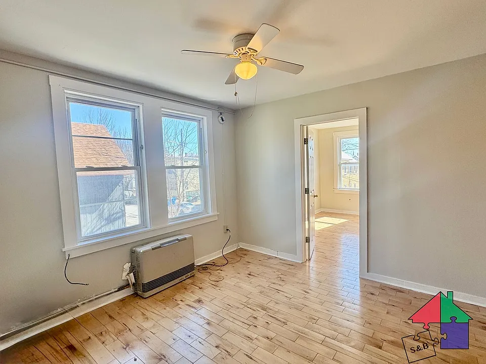 52-62 Cedar St