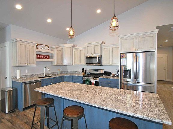 5th image of 126 W Legacy Dr