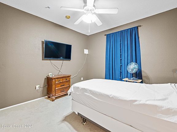 5th image of 5673 Star Rush Dr APT 205