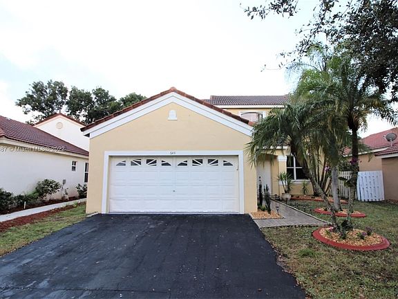 2nd image of 644 Sand Creek Cir Unit 644