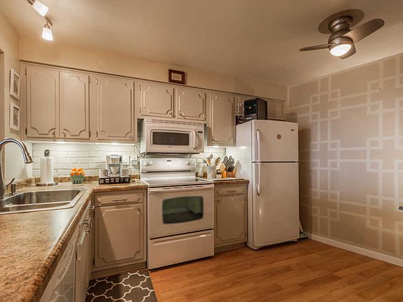 3rd image of 2525 S Shore Dr #15
