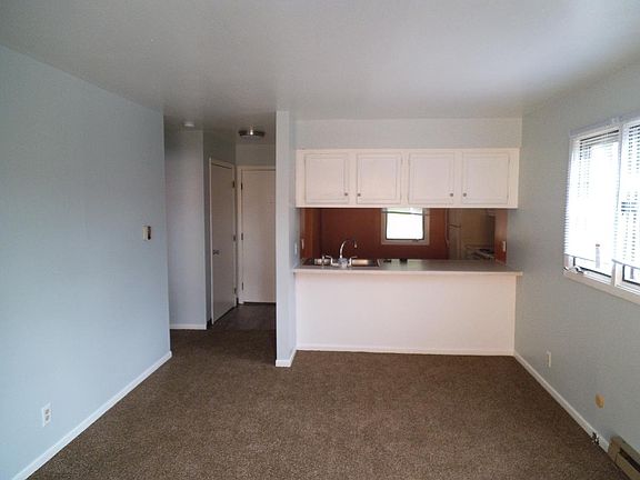 4th image of 1602 E State St APT 2