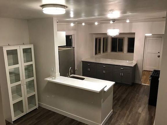 2nd image of 1527 18th Ave #2