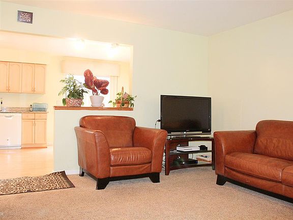 3rd image of 41329 Wessel Dr