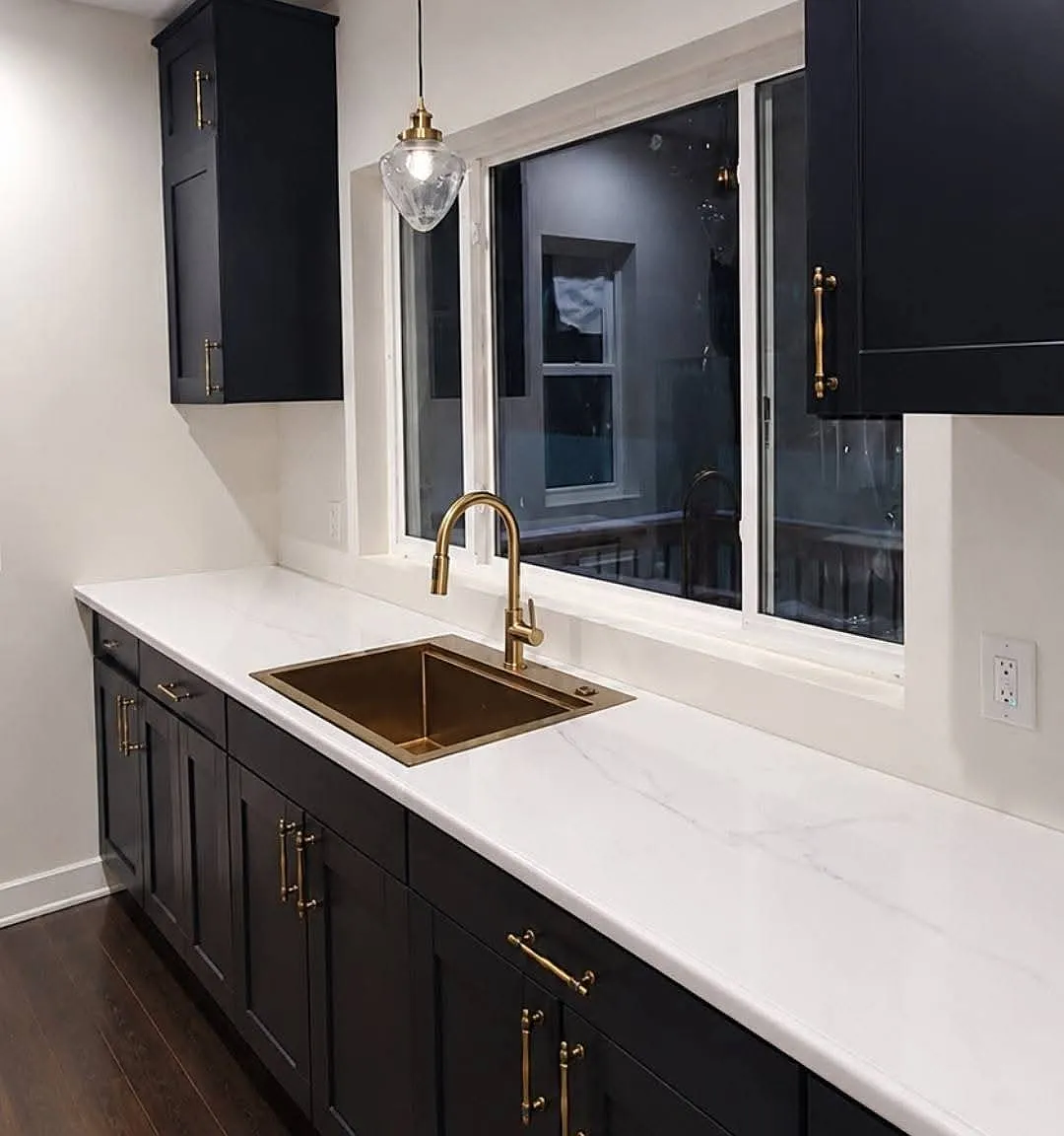 3 bed, 1600 sqft, $3,000 — Photo 1