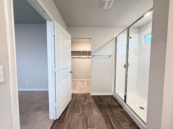 5th image of 2913 Maryanne Ln