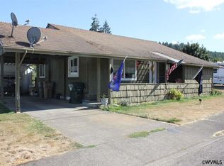 443 9th Ave, Sweet Home, OR 97386