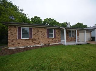 64 Sunny View Dr, Saint Peters, MO 63376