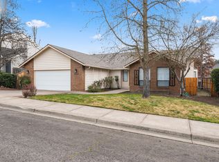 2660 Wilkshire Dr, Medford, OR