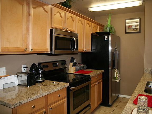 4th image of 5956 W Townley Ave