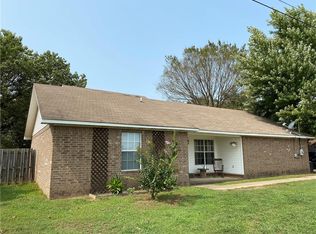 1623 4th St, Charleston, AR 72933