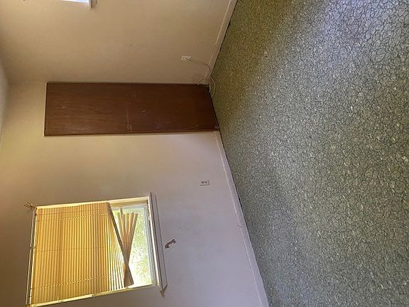 3rd image of 1202 Dawn Dr