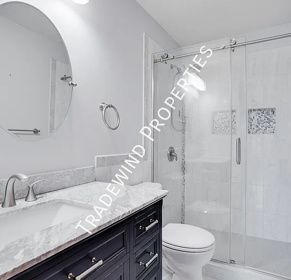 917 Lindsey Ln — Photo 21