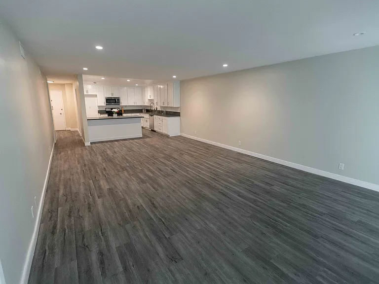 170 North Crescent Street — Photo 38