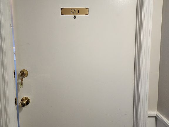 2nd image of 2713 Mount Vernon Ave