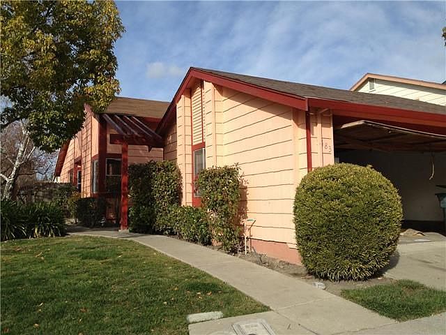 2nd image of 483 Buckskin Pl