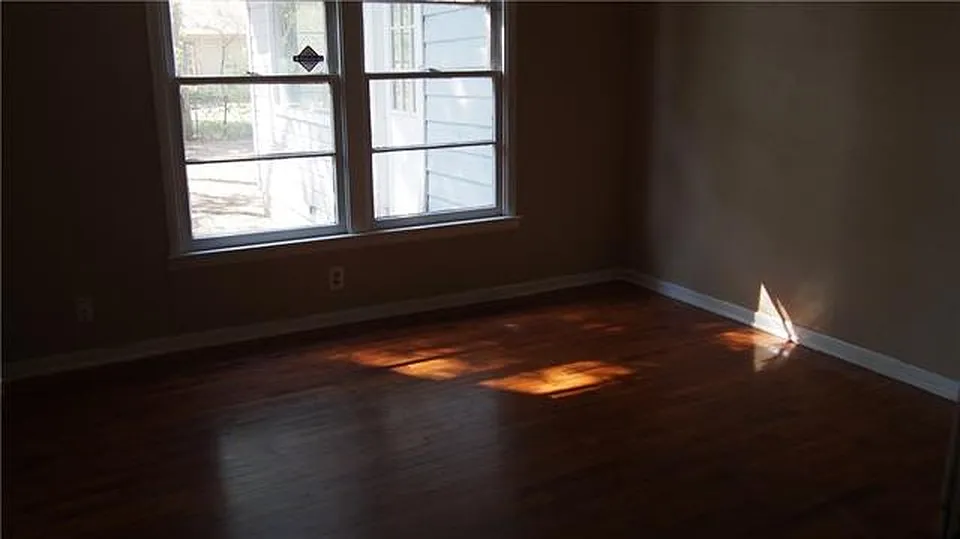5216 Mallory Drive - 1 — Photo 4