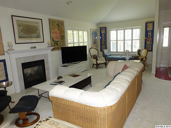 4th image of 4115 NW Tamarack Dr