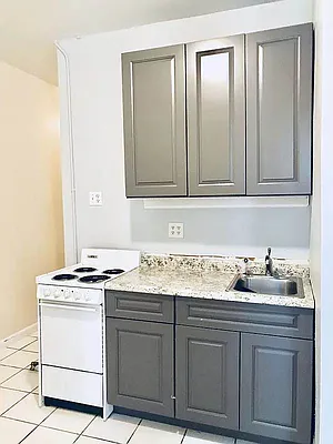 Rented by The Lichy Group, Inc. | media 6