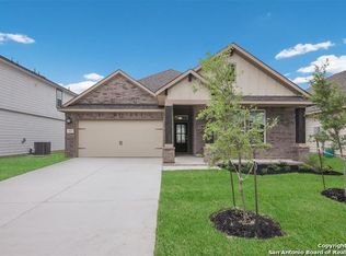 321 Jean St, Seguin, TX 78155