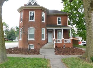 1016 12th St, Highland, IL