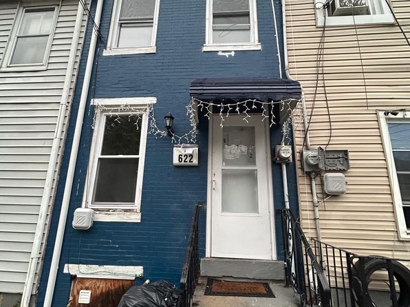 622 Lamberton St