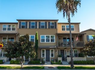 816 E Promenade UNIT D, Azusa, CA 91702