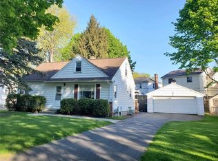 71 Marsden Rd, Rochester, NY 14609