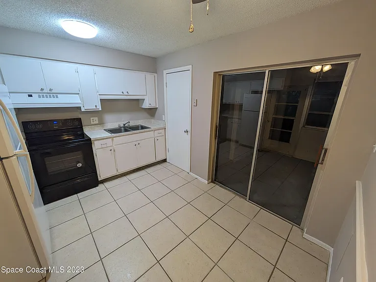 759 Lunar Lake Cir — Photo 7