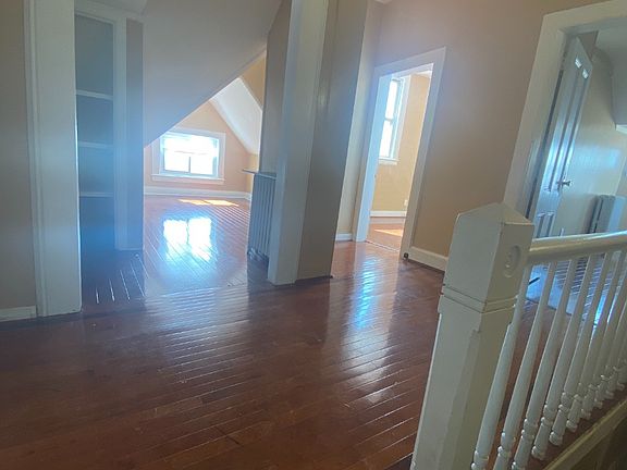5th image of 38 Palisade St #8