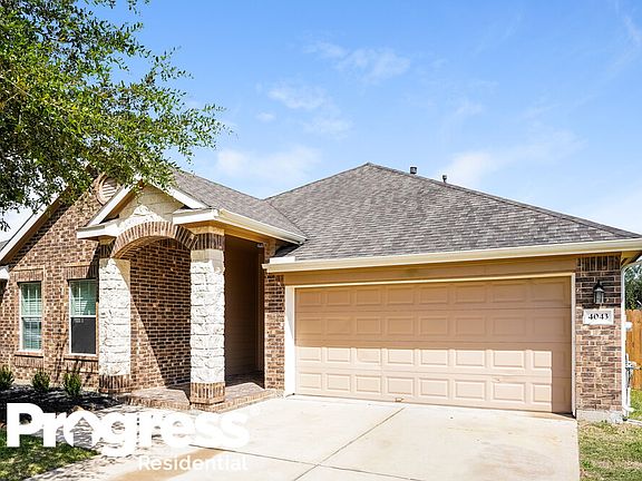 3rd image of 4043 Basswood Dr