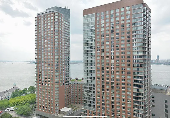 Rented by Level Group | media 26