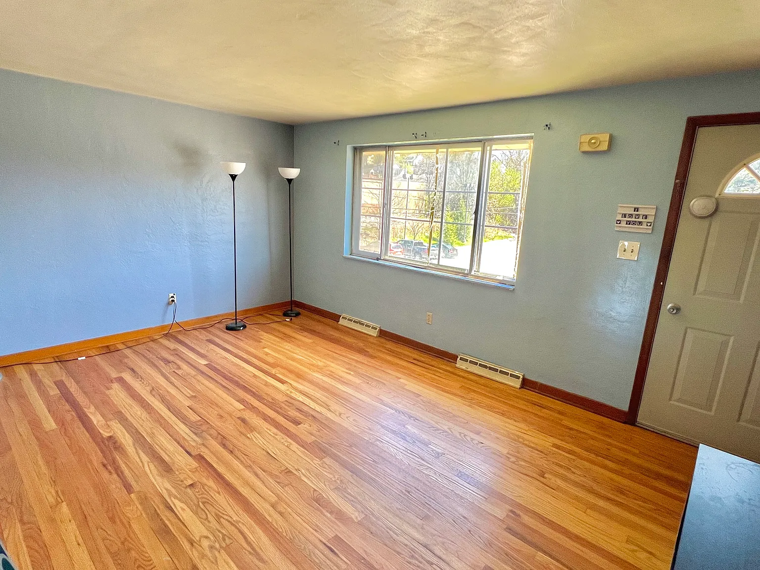 2 bed, 768 sqft, $1,150 — Photo 3