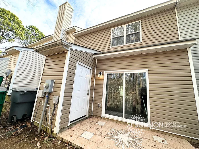9103 Exbury Ct — Photo 32