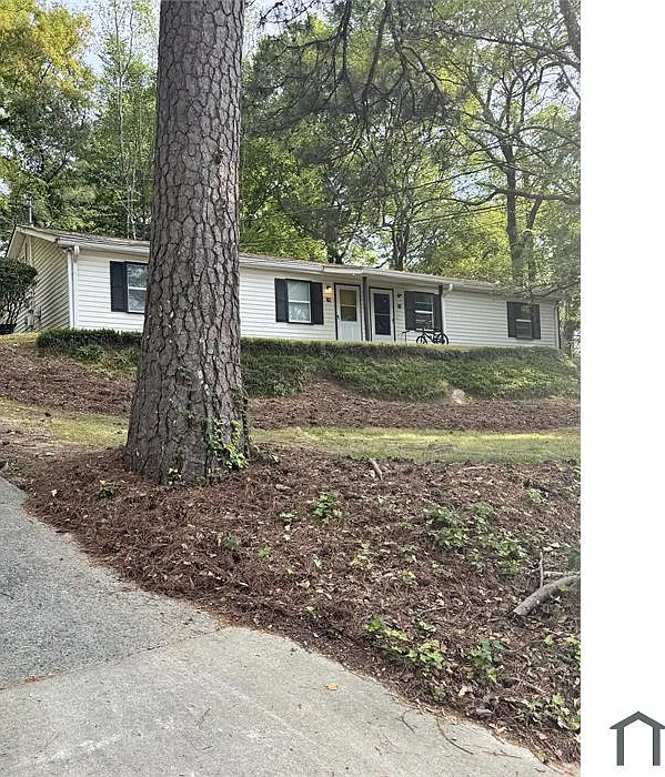2 bed, 1020 sqft, $1,650 — Photo 4