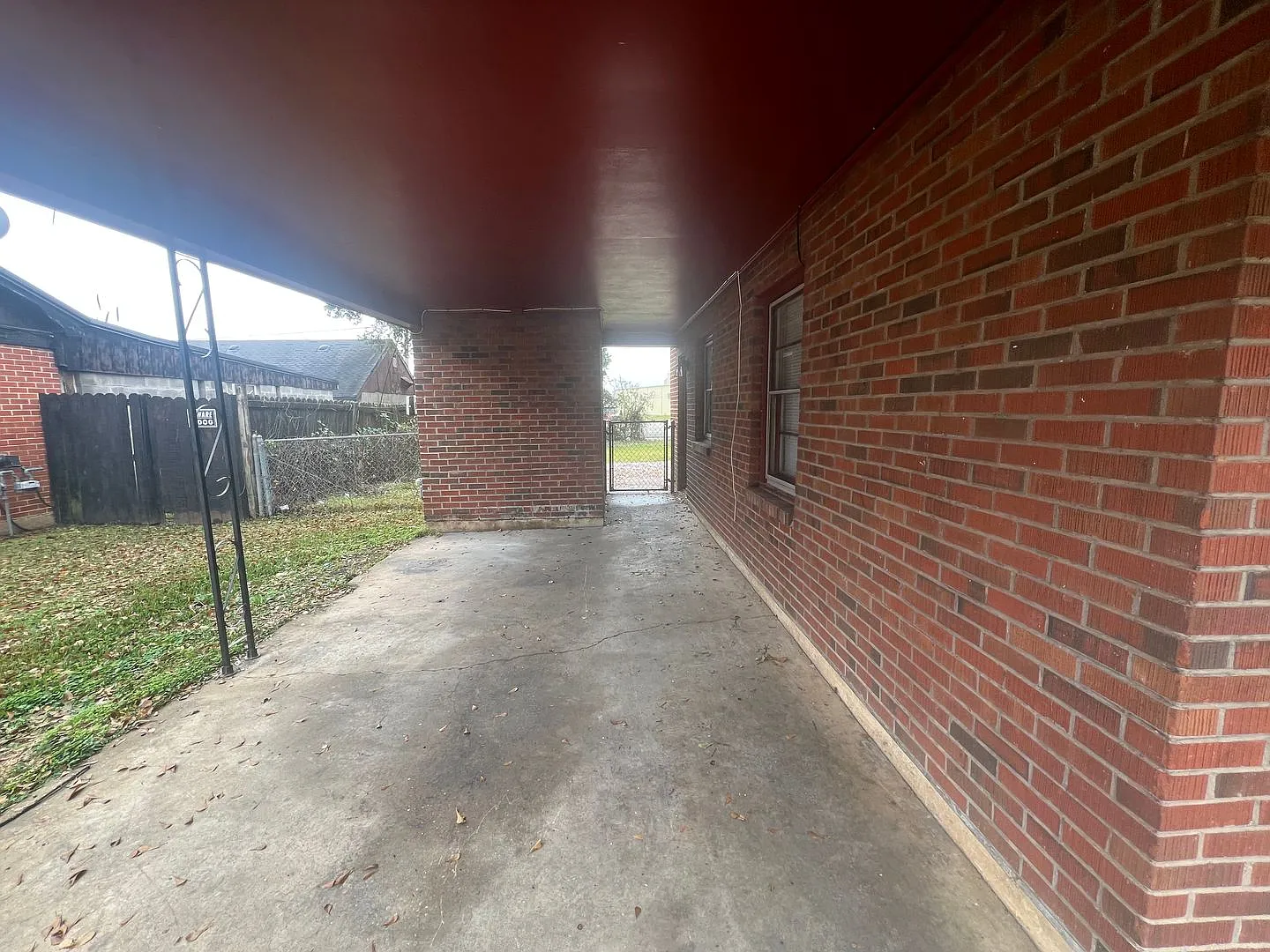3 bedroom 1 bathroom brick home in West Tuscaloosa — Photo 3