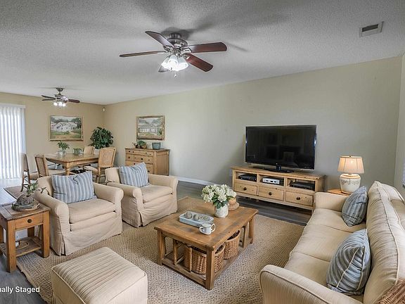 5th image of 9965 Branley Oak Dr