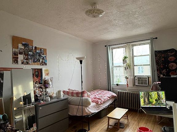 5th image of 25-86 48th St #2R
