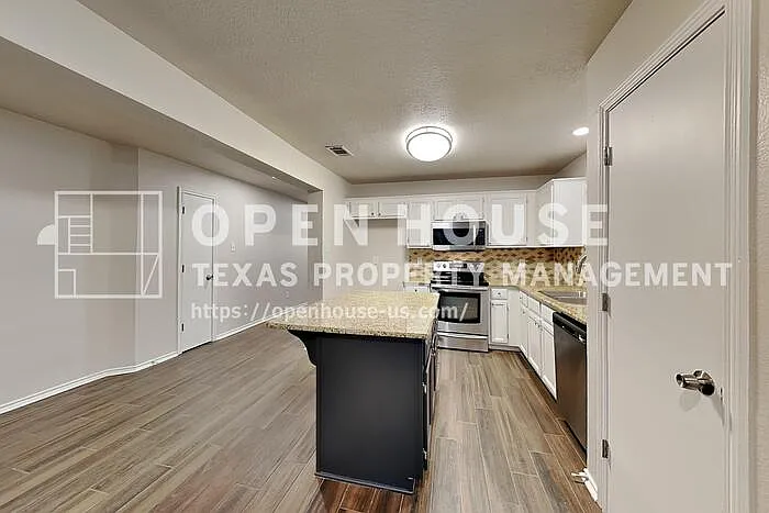 2606 Whetstone Dr — Photo 5