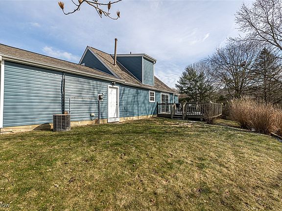 4th image of 9538 Glencairn Ln