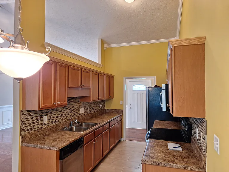 342 Strike Eagle Dr — Photo 8
