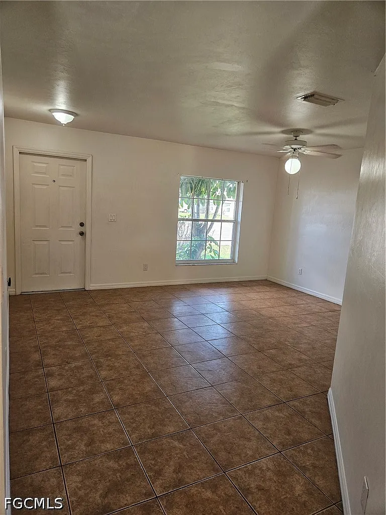 4526 Santa Barbara Blvd — Photo 3