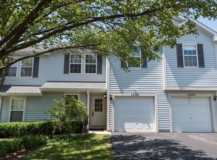1207 Arapaho Ct, Naperville, IL 60540