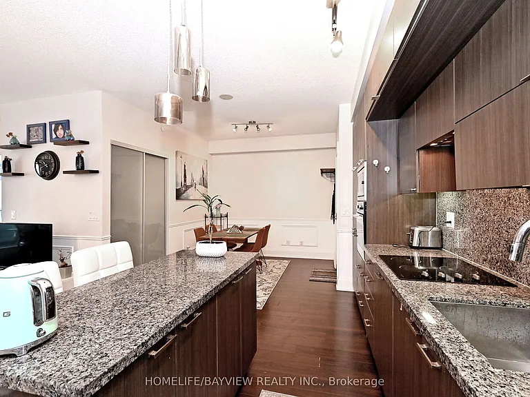 120 Harrison Garden Blvd #735 — Photo 27