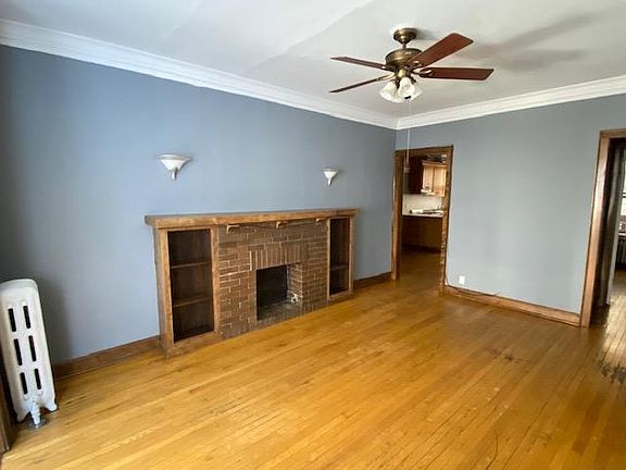 5th image of 829 W Cornelia Ave #2N