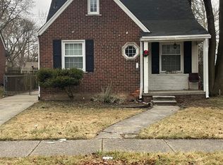 10337 Morang Dr, Detroit, MI
