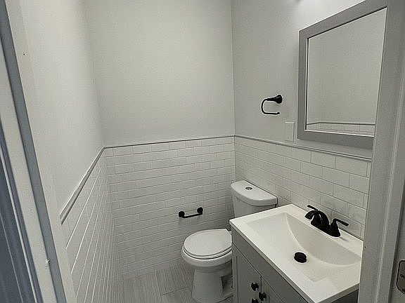 UNIT 1 - HALF BATH